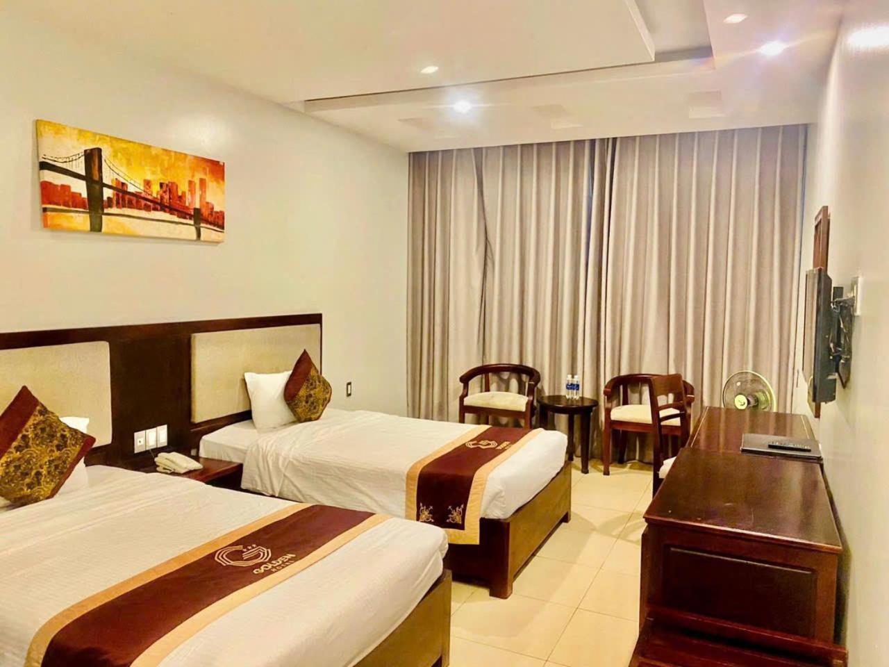 Golden Quang Tri Hotel Dong Ha Esterno foto