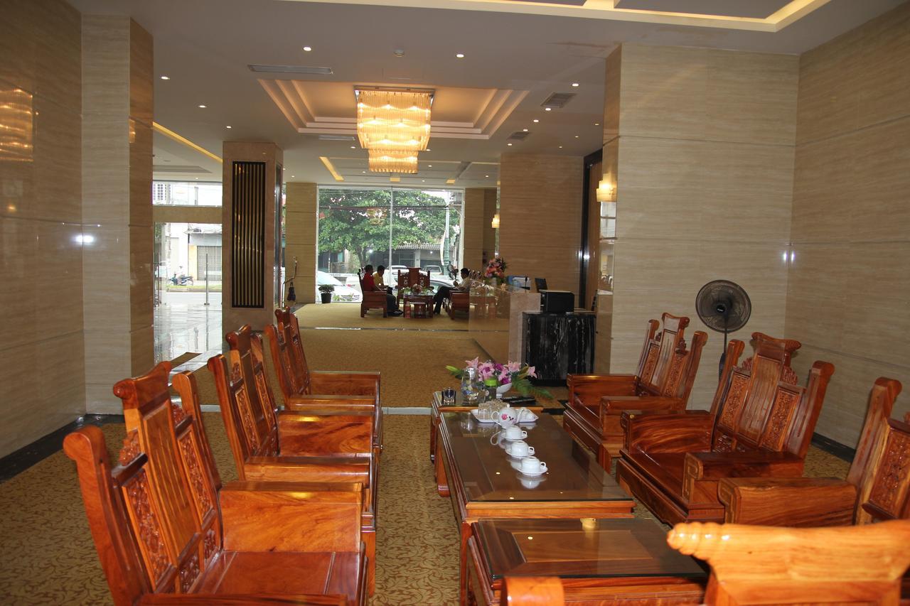 Golden Quang Tri Hotel Dong Ha Esterno foto