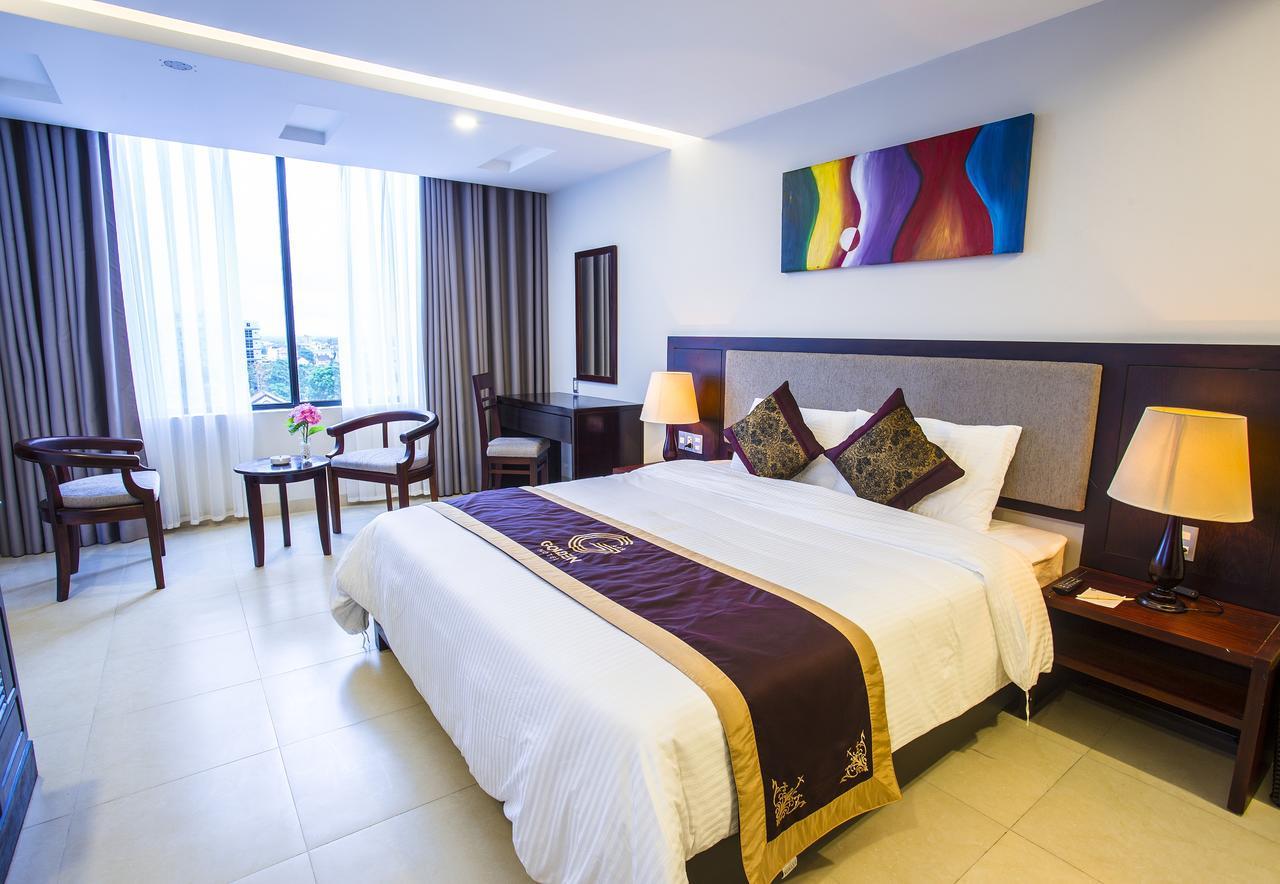 Golden Quang Tri Hotel Dong Ha Esterno foto